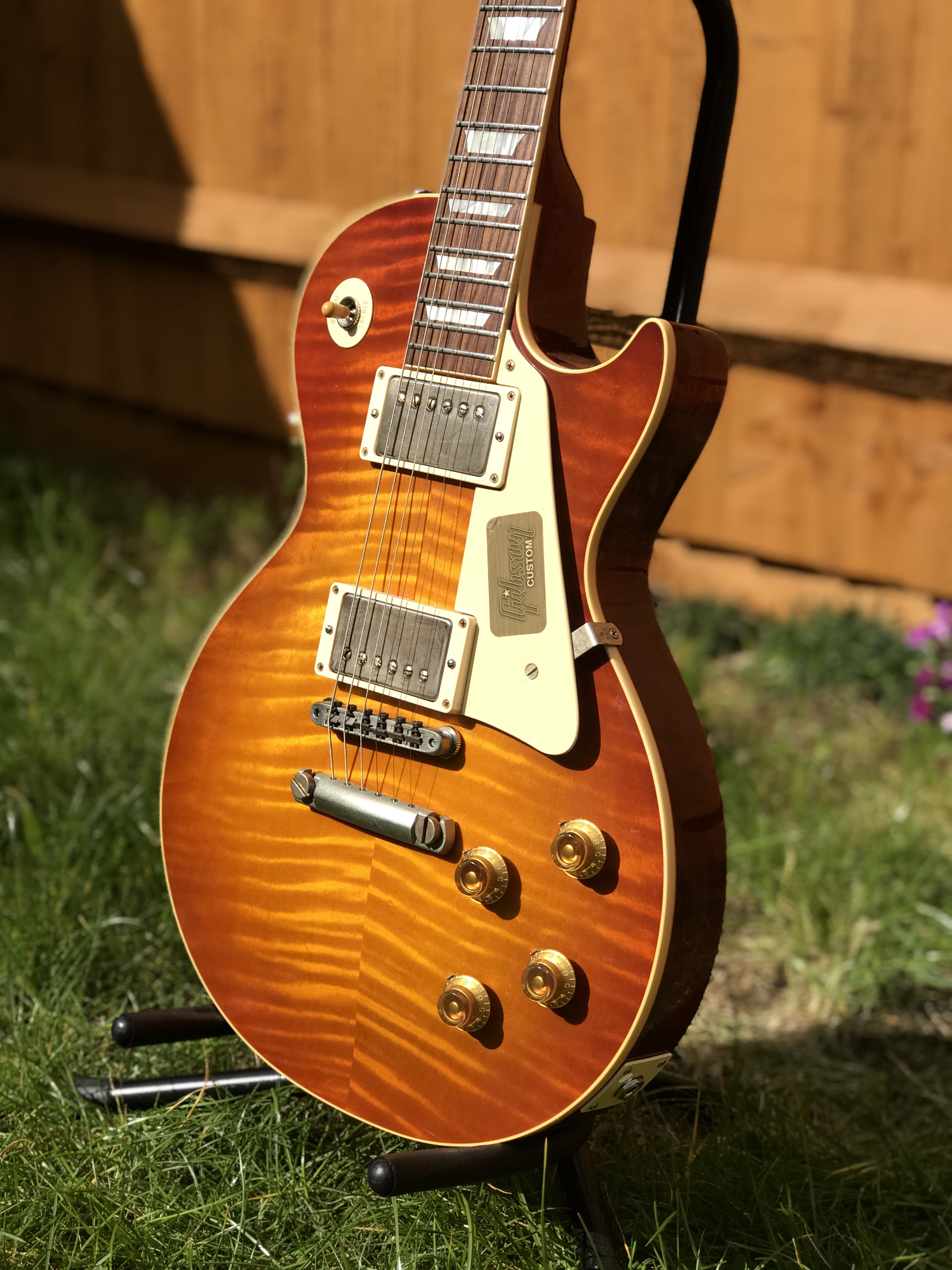 gibson-custom-shop-hand-picked-les-paul-standard-vos-1959-figured-top