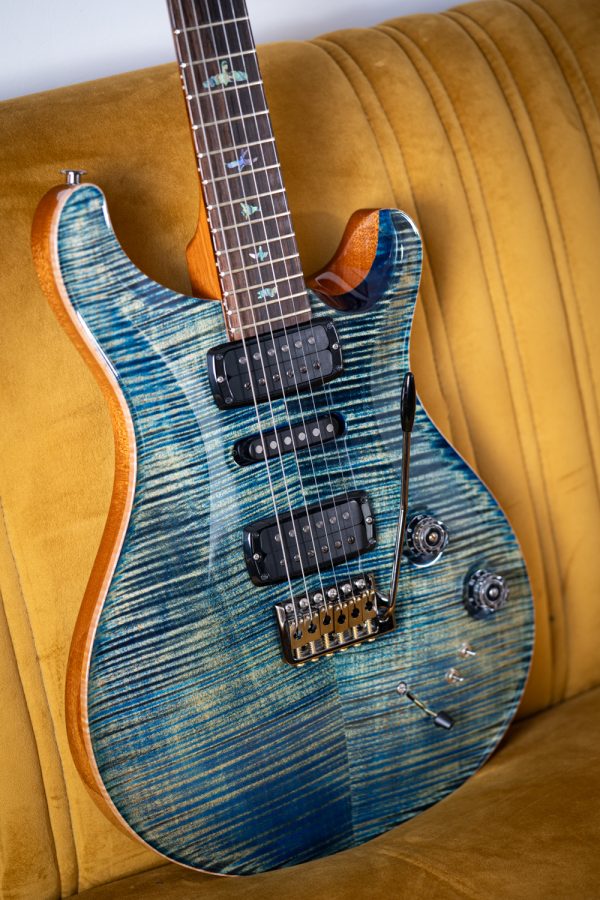 2023 PRS Modern Eagle V Wood Library - River Blue